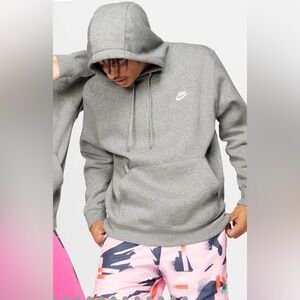 Pristine Nike men’s medium Gray sweatshirt Hoodie worn once EUC